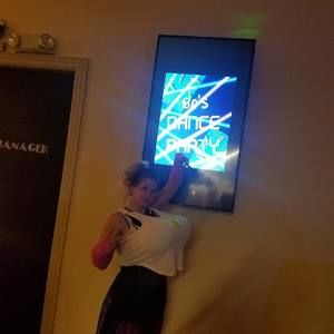 Meet your Posher, Holly